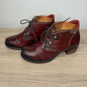 Pikolinos Red Burnished Leather Ankle Boots Size 38 Lace Up Western Boho